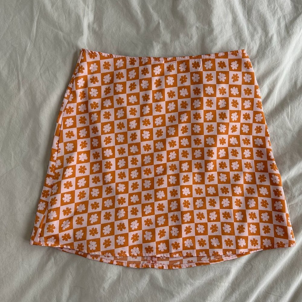 Silky Retro Floral Mini Skirt